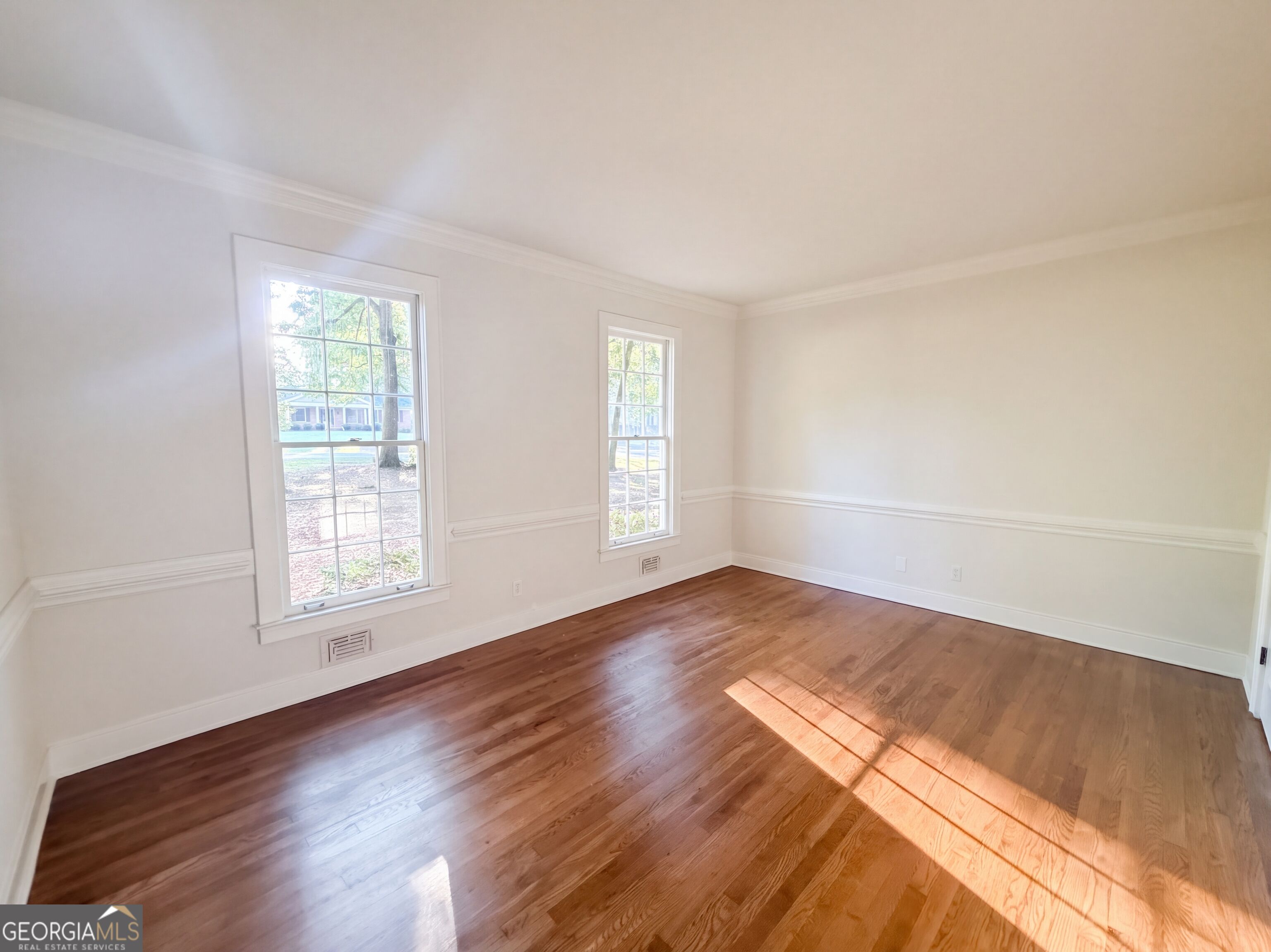 8617 N Shore Drive Property Photo 12