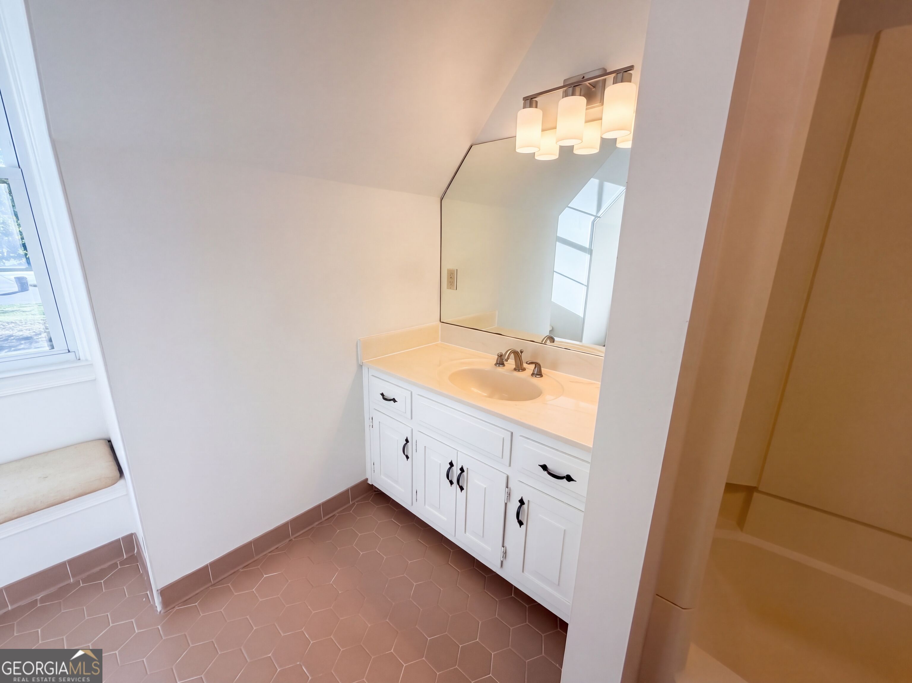 8617 N Shore Drive Property Photo 15