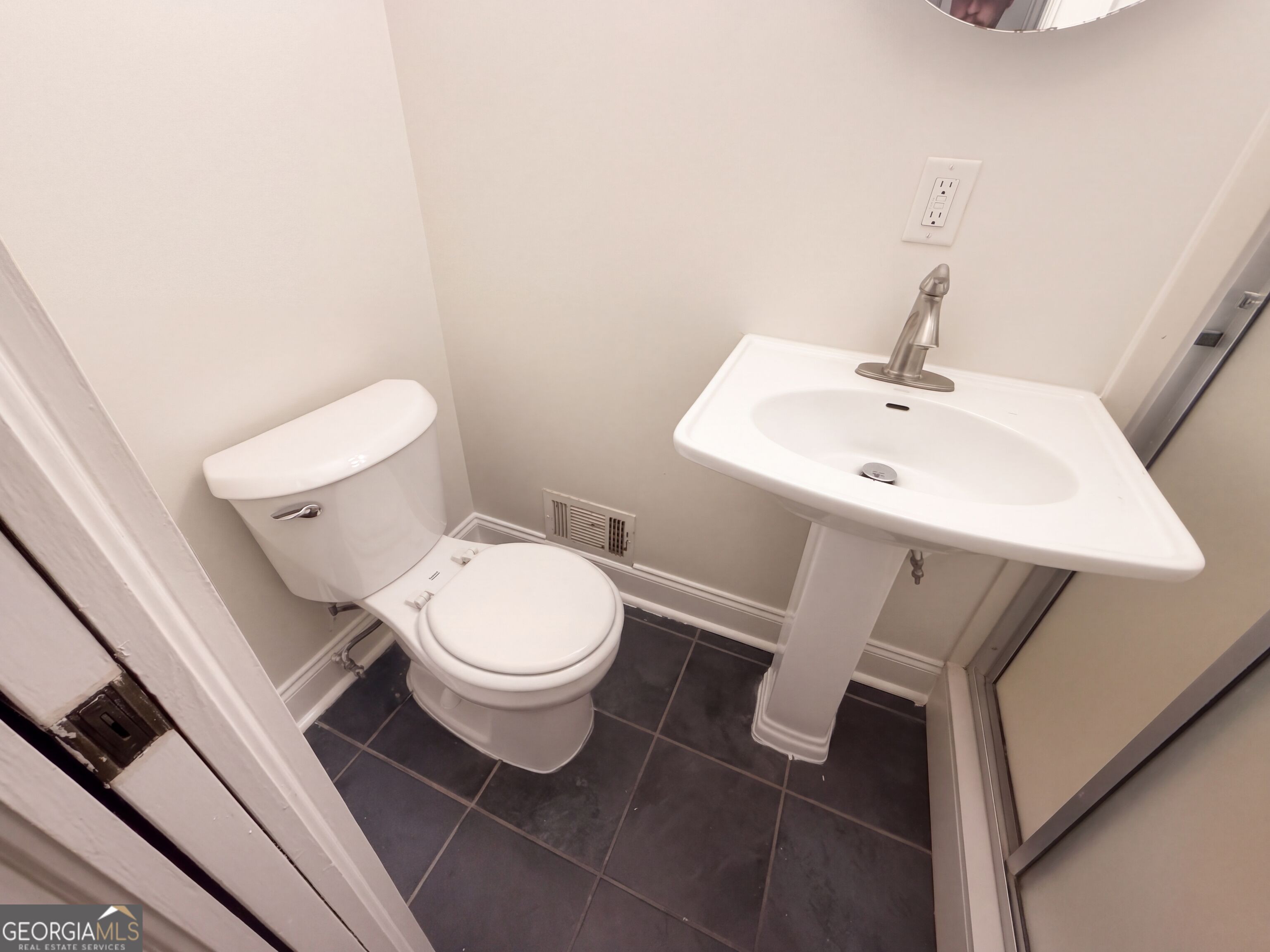 8617 N Shore Drive Property Photo 35