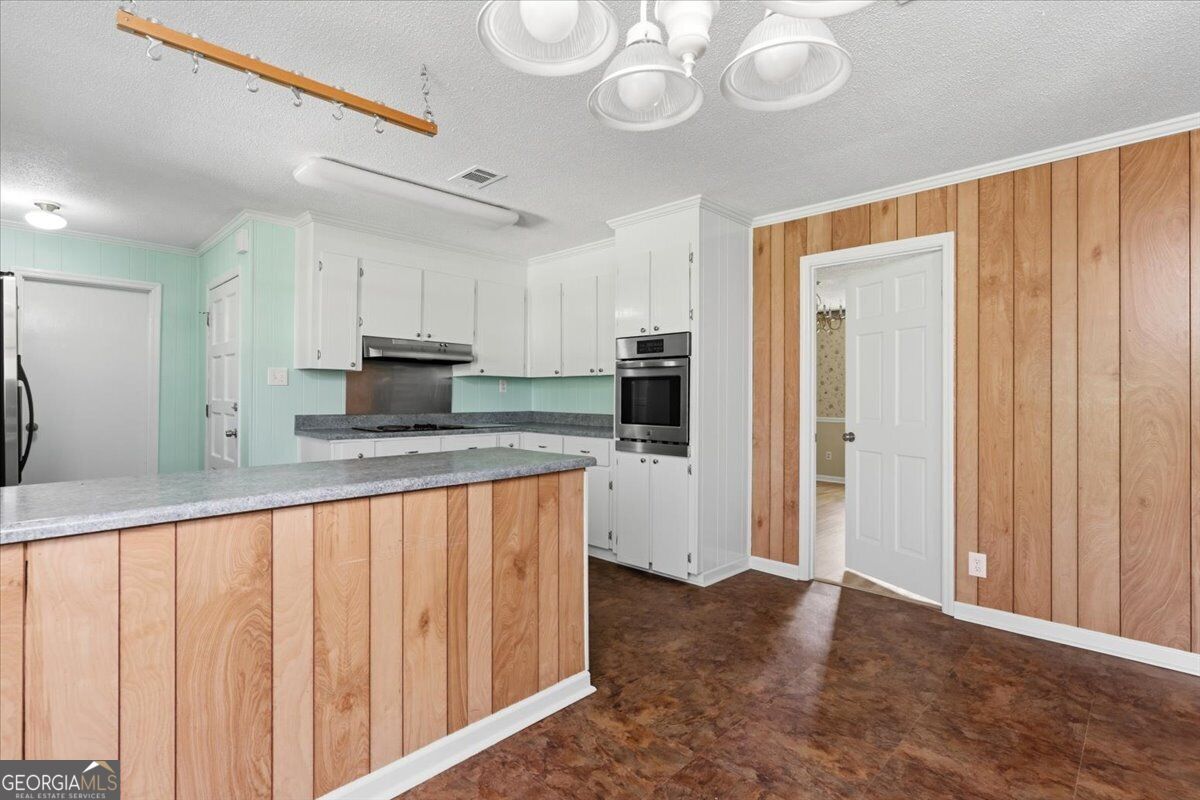 5848 School Road Property Photo 10