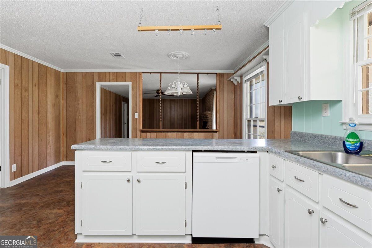 5848 School Road Property Photo 13