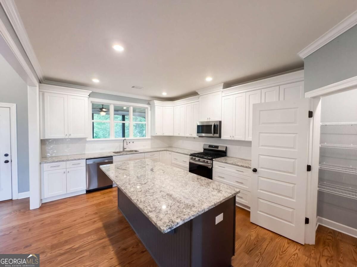 4501 Yellow Creek Road Property Photo 9