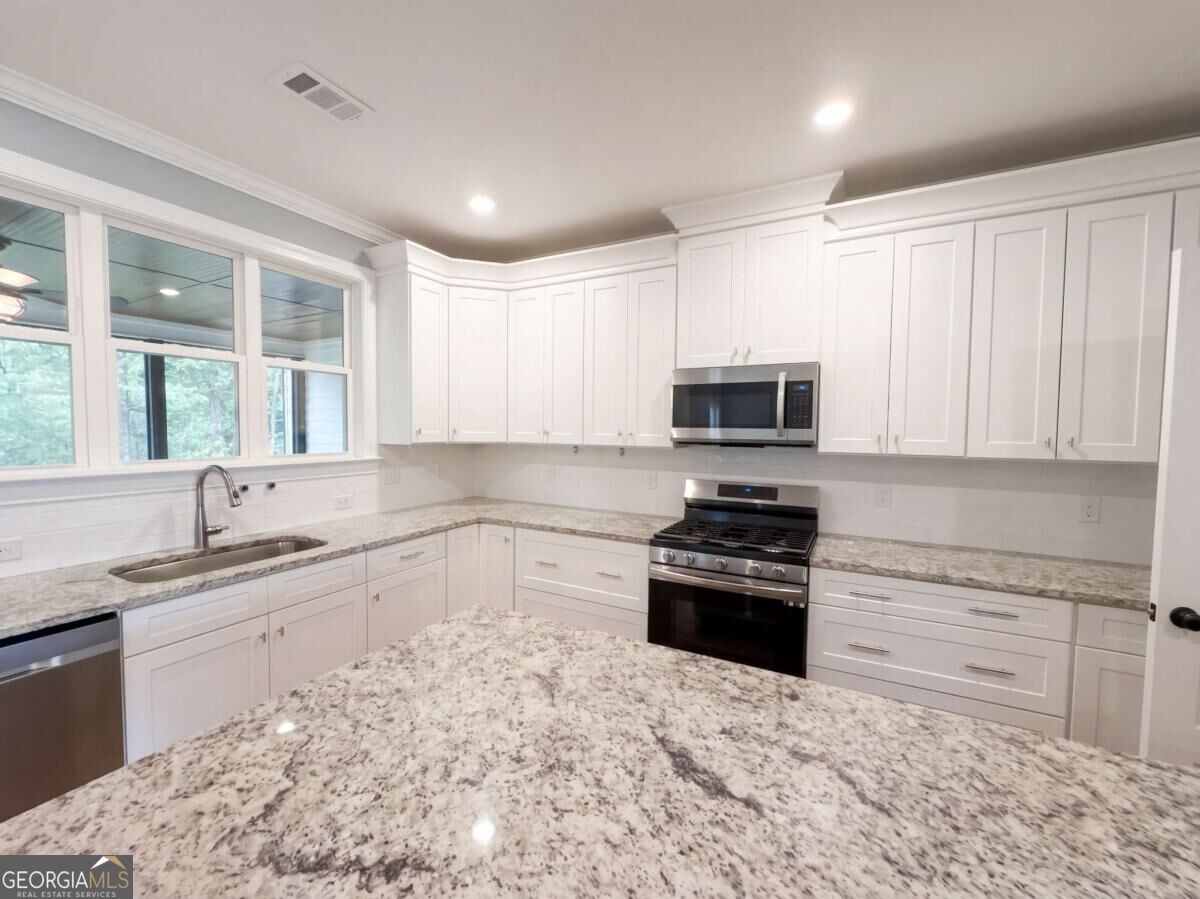 4501 Yellow Creek Road Property Photo 10