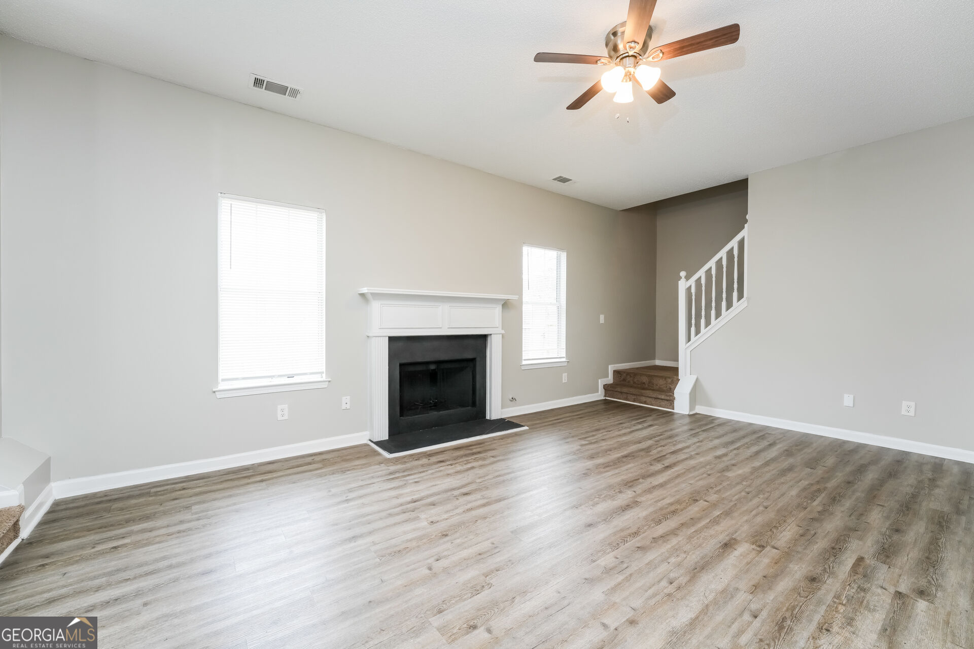 6236 Katelyn Park Property Photo 6