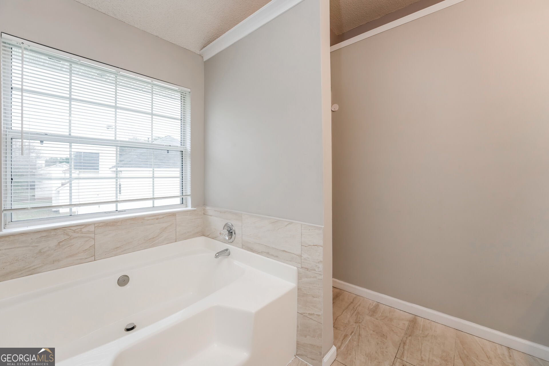 6236 Katelyn Park Property Photo 11