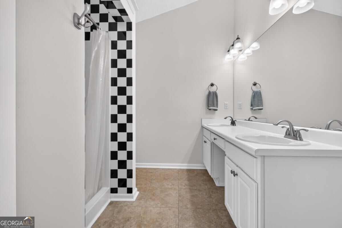 2210 Laurel Pointe Lane Property Photo 40