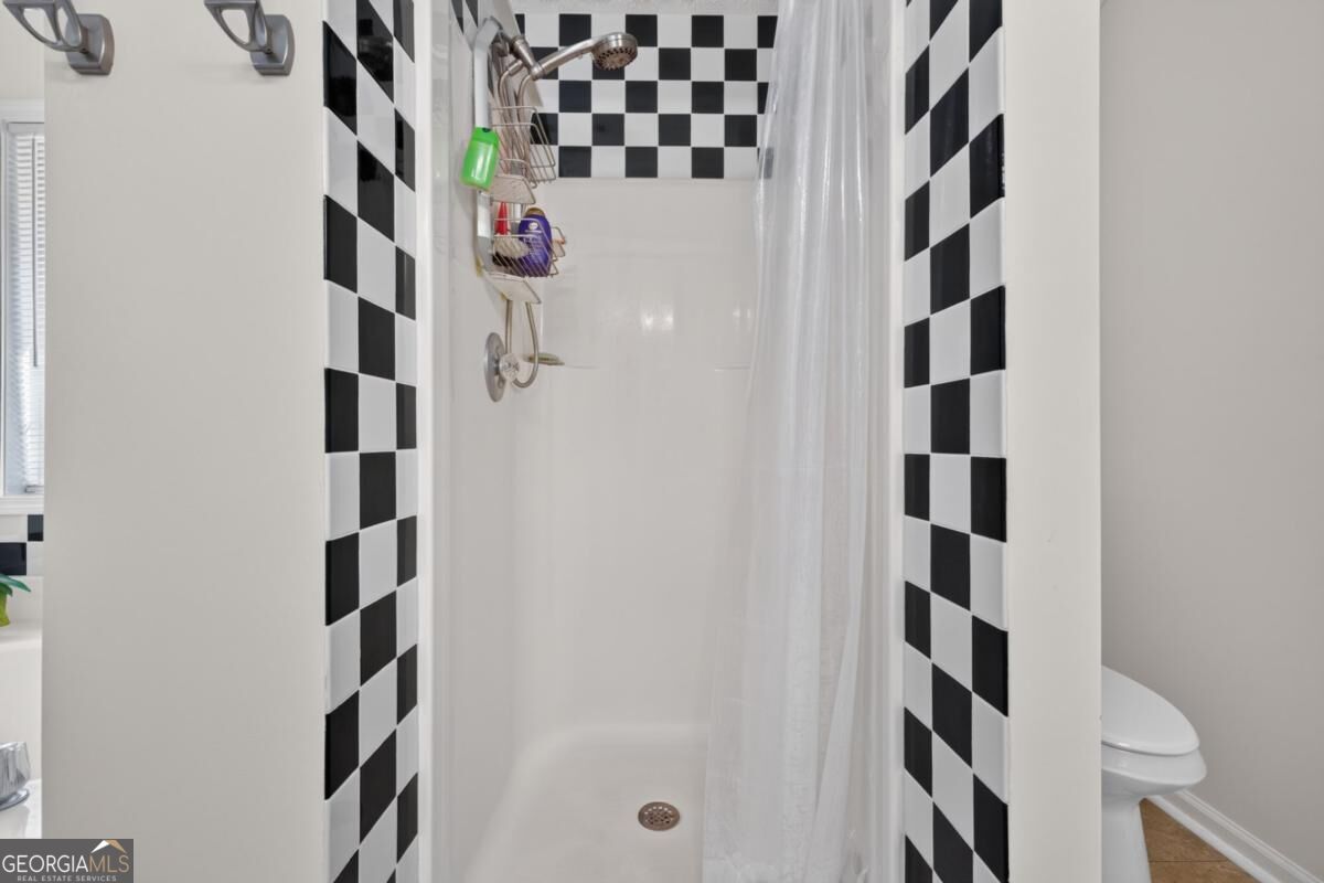 2210 Laurel Pointe Lane Property Photo 41