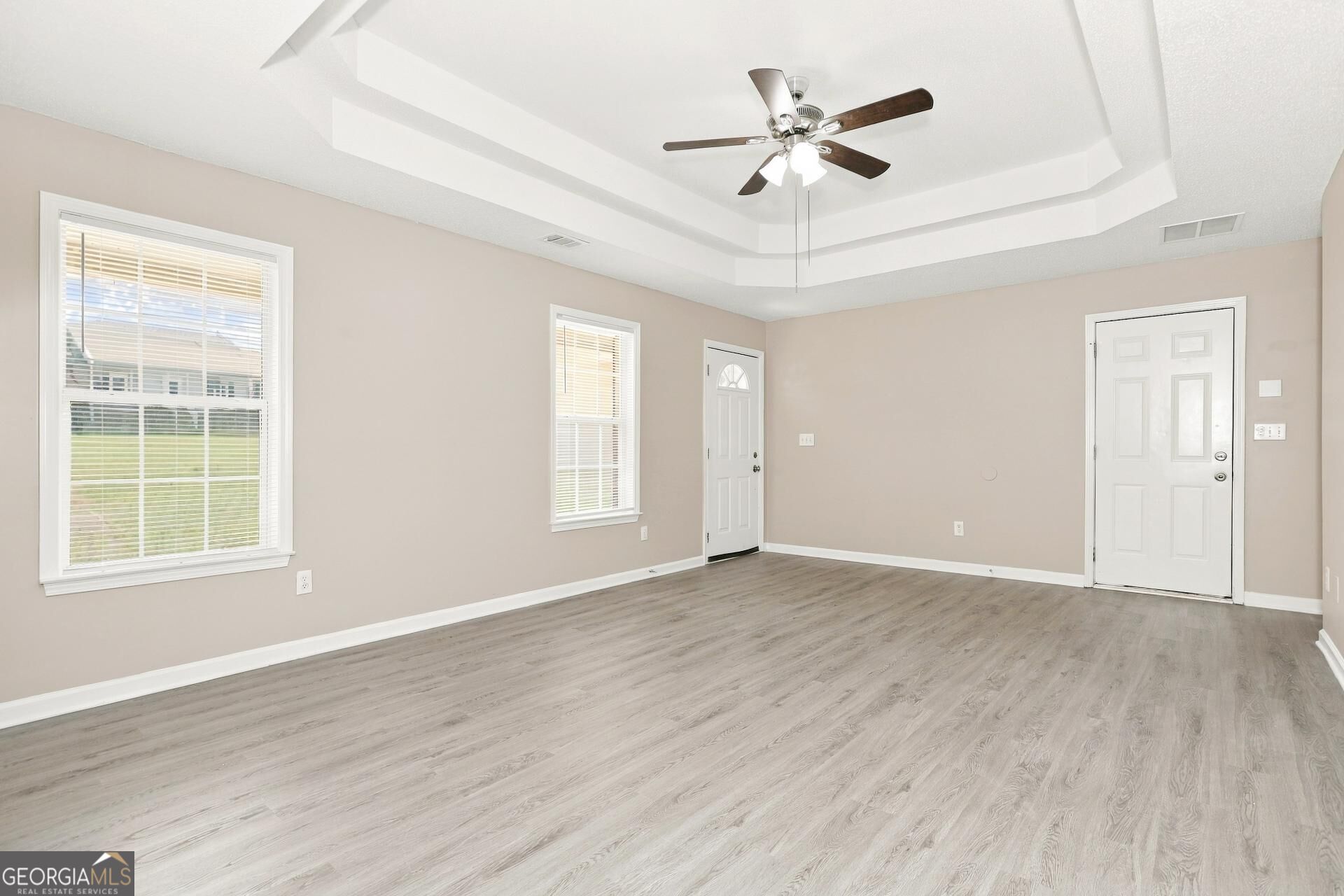 415 Cold Springs Lane Property Photo 5