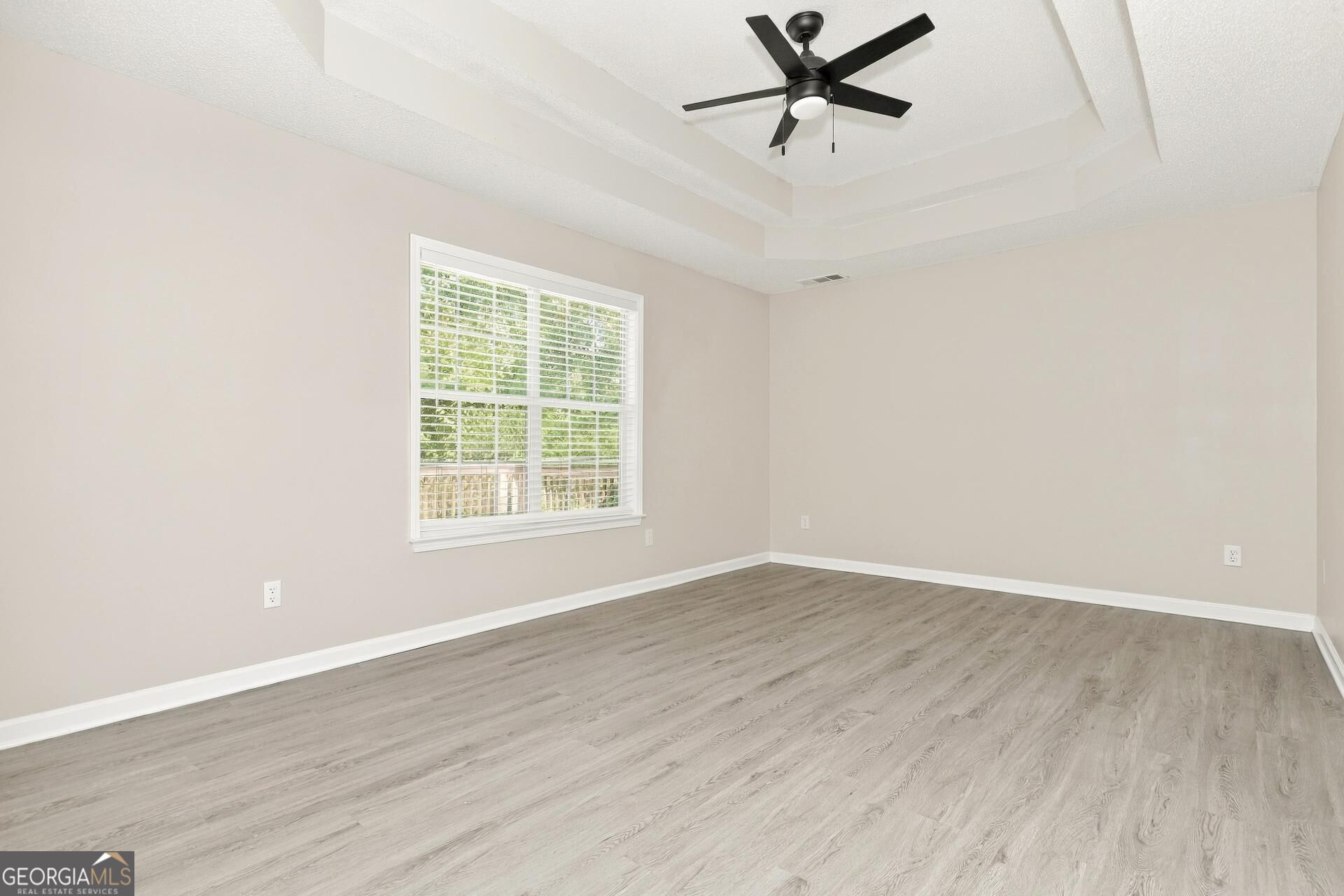 415 Cold Springs Lane Property Photo 13