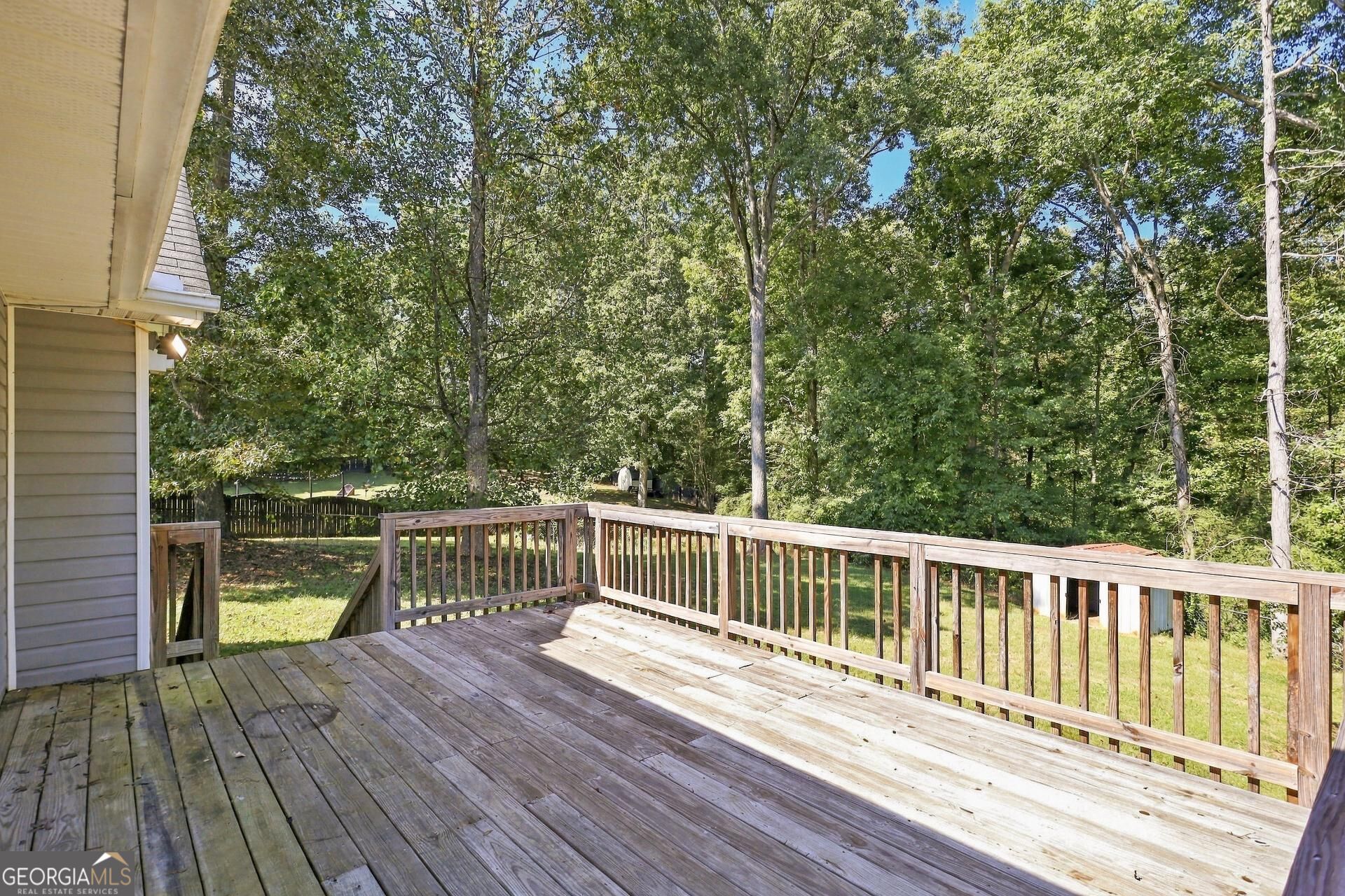415 Cold Springs Lane Property Photo 23