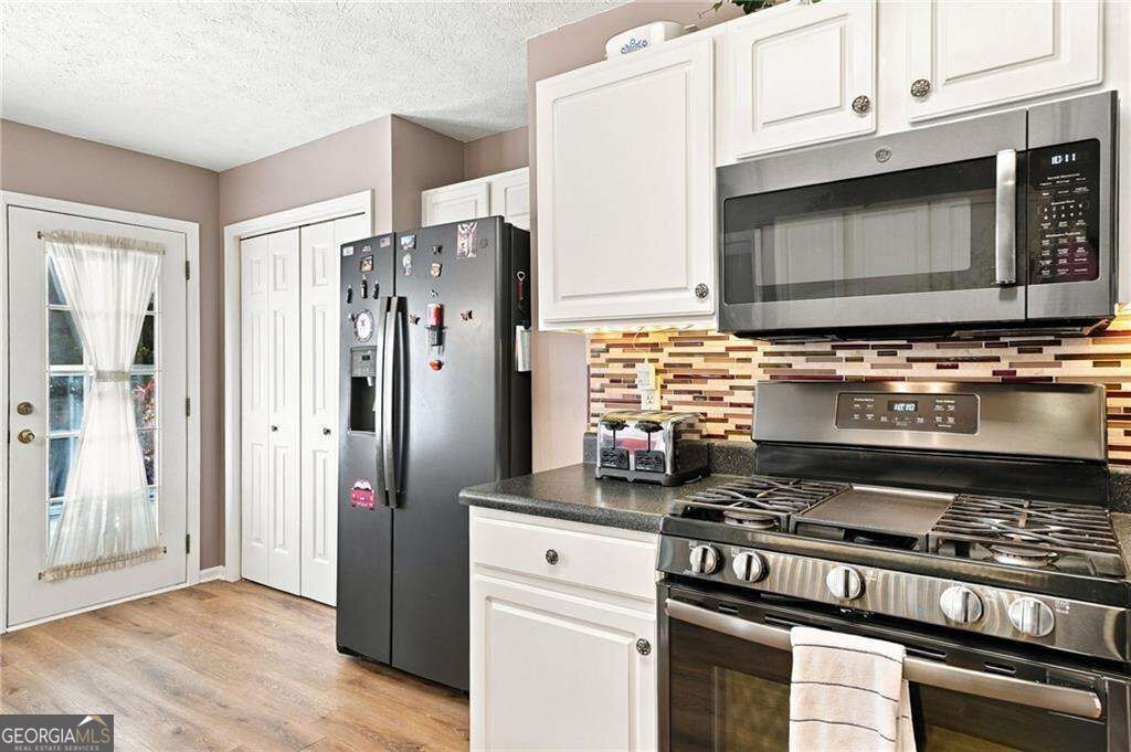 15 Yellowstone Drive Property Photo 10