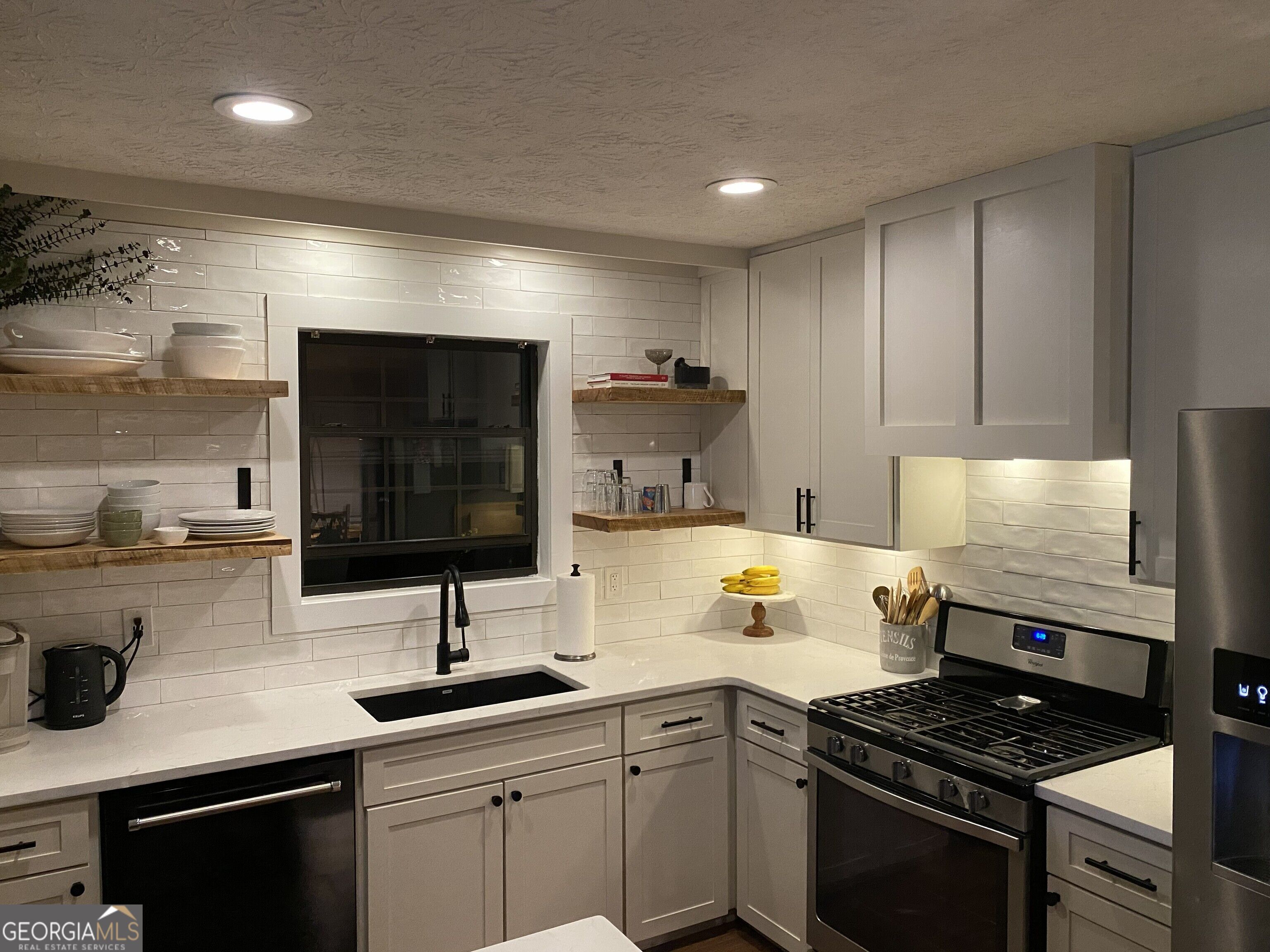 45 Stokes Drive Property Photo 2
