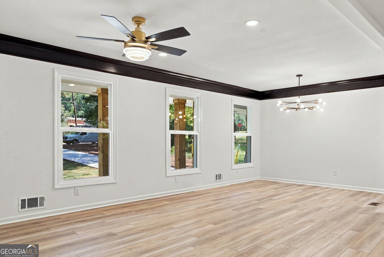 3220 Linden Garden Drive Property Photo 16