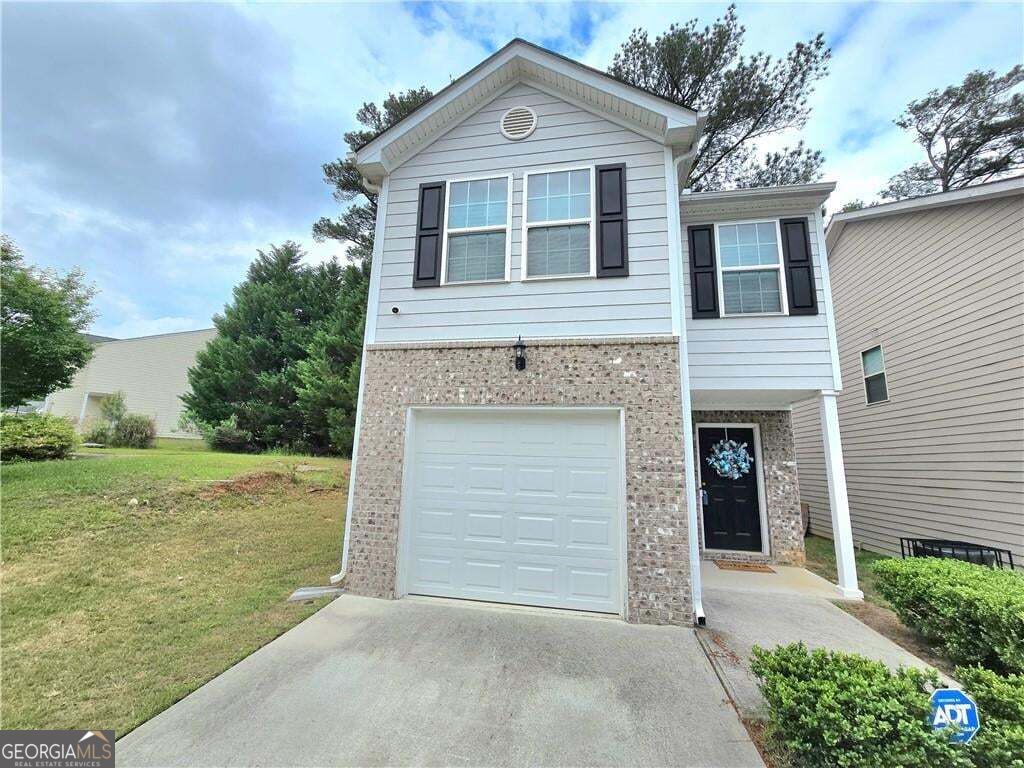 2365 Hackamore Drive Property Photo 2
