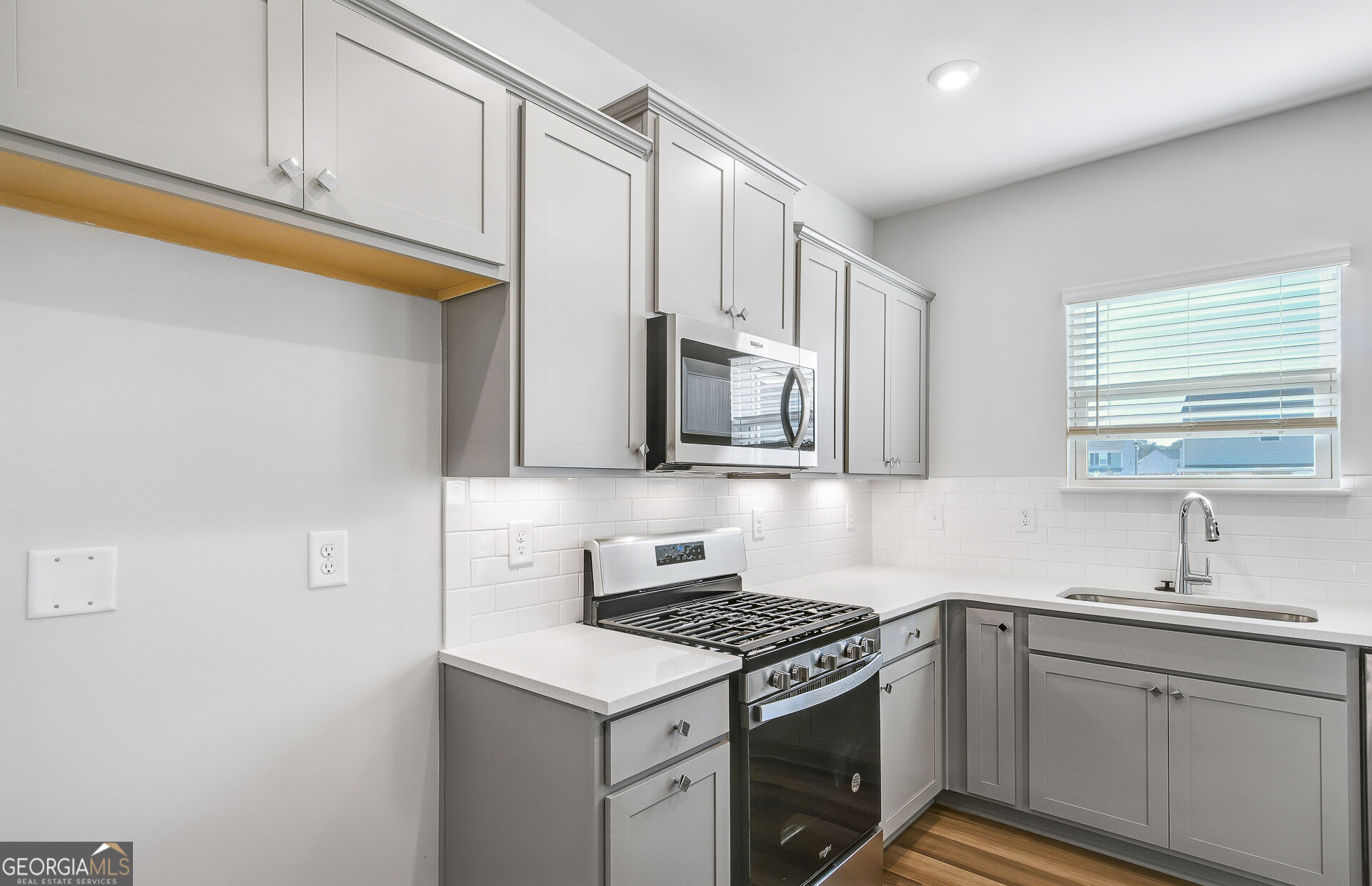 213 Delilah Street Property Photo 13