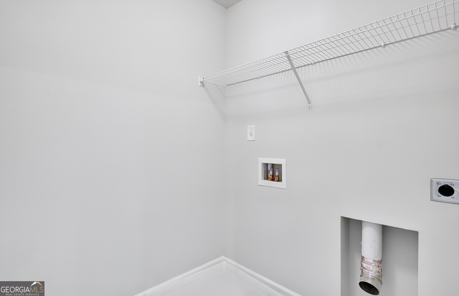 213 Delilah Street Property Photo 23