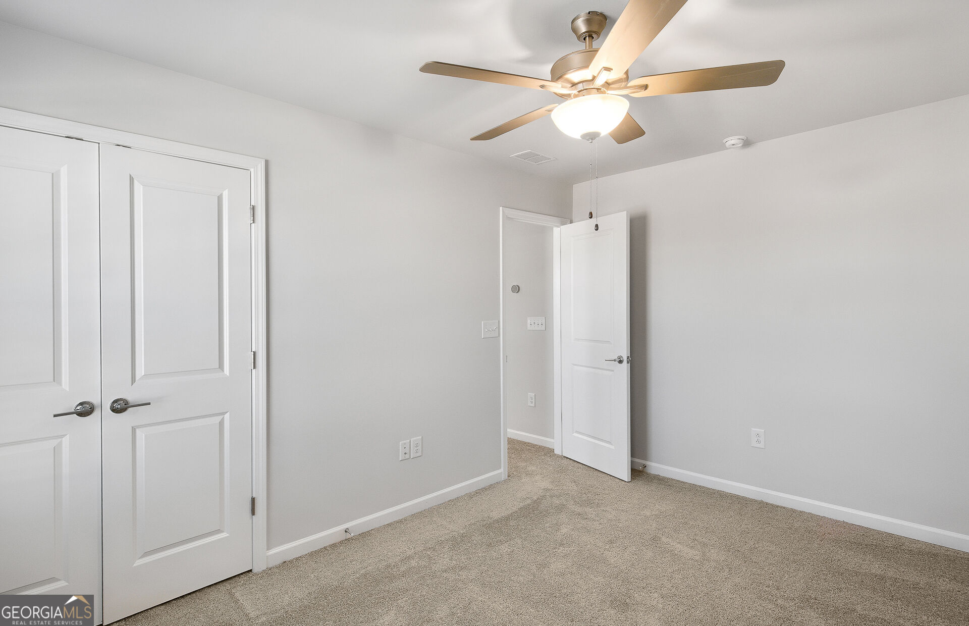213 Delilah Street Property Photo 28