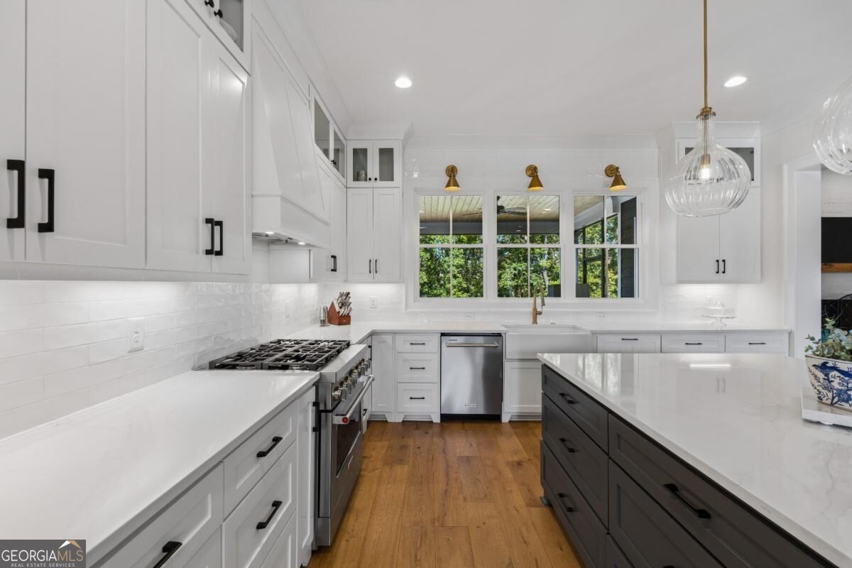 9 Fieldstone Court E Property Photo 7