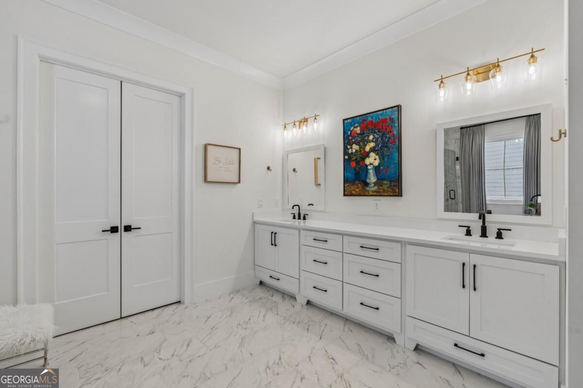 9 Fieldstone Court E Property Photo 15
