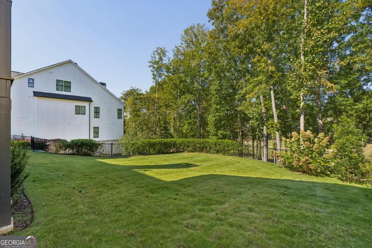 9 Fieldstone Court E Property Photo 30