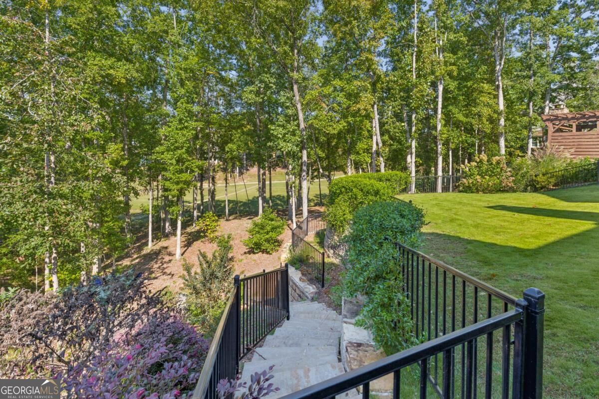 9 Fieldstone Court E Property Photo 31