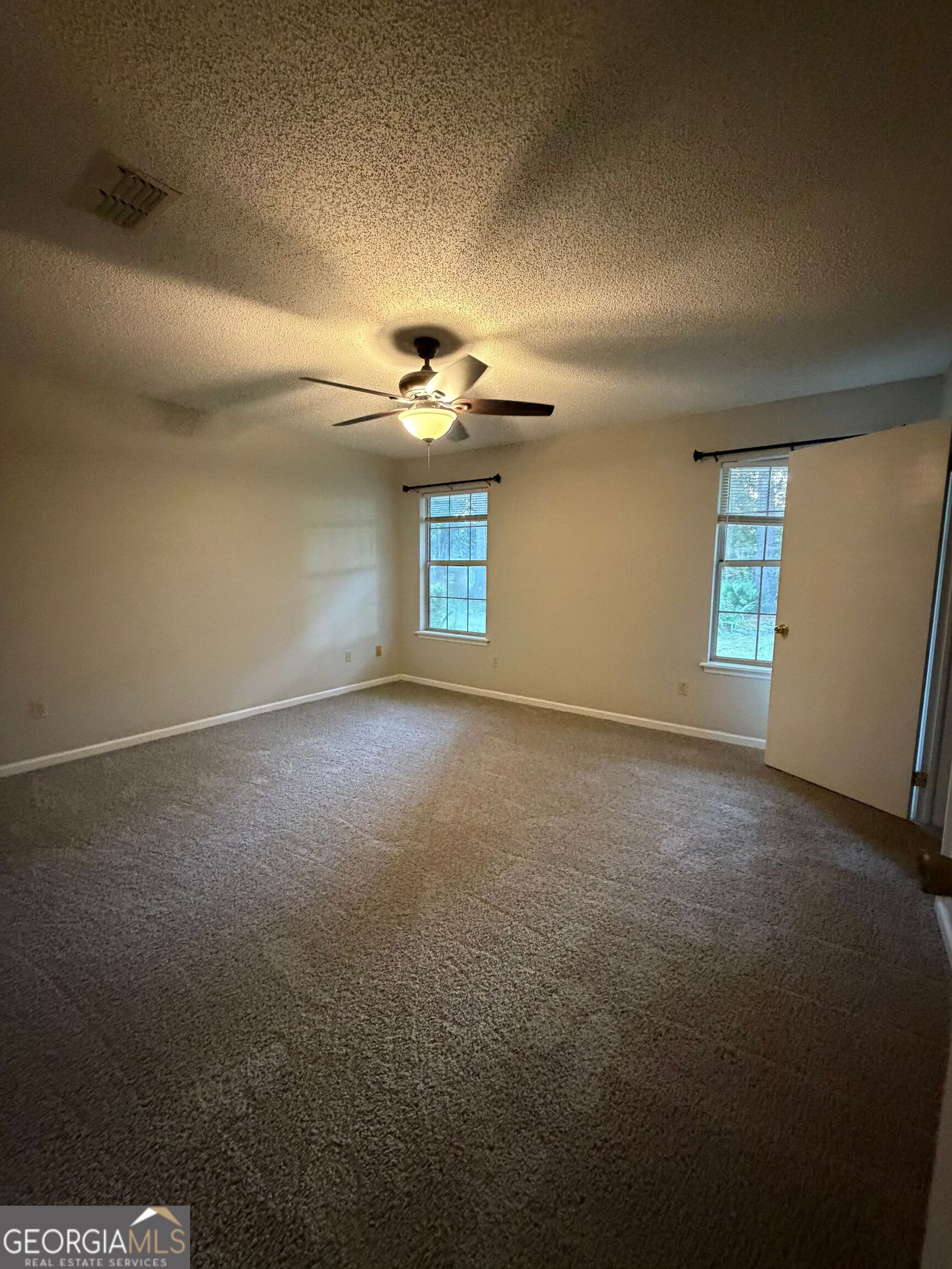 453 Mallard Pointe Drive Property Photo 29
