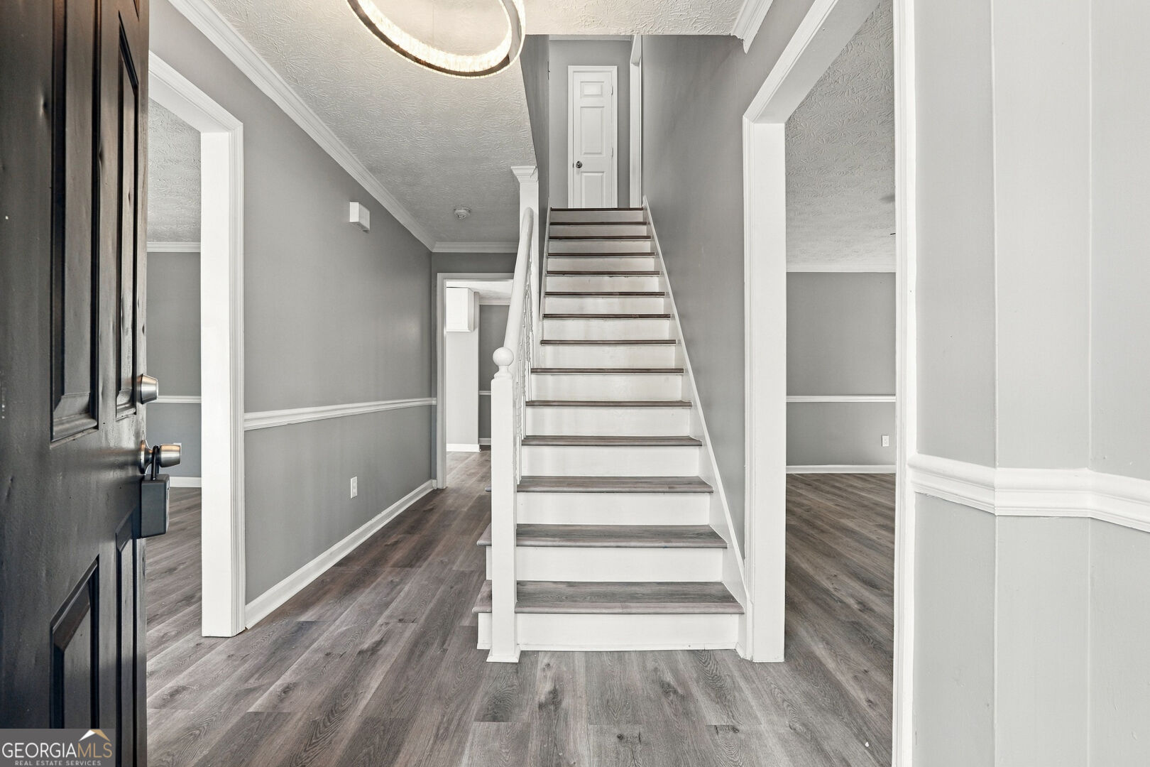 5681 Pennybrook Court Property Photo 4
