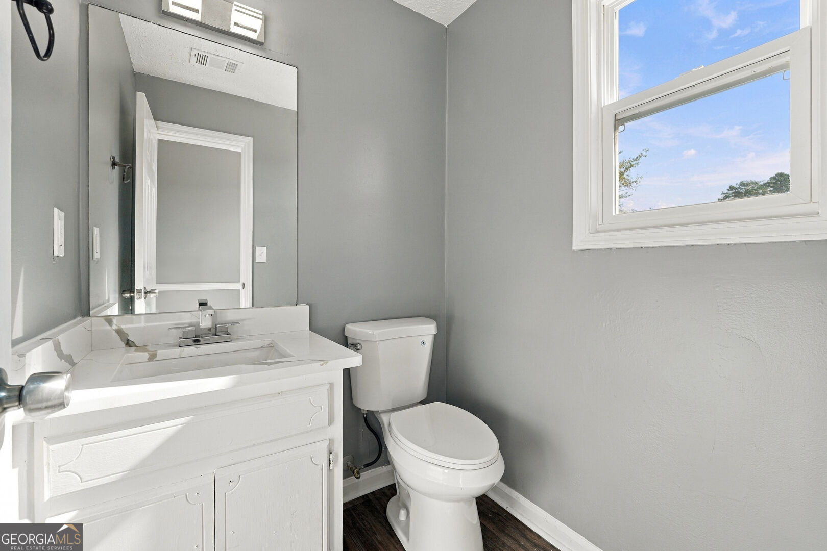 5681 Pennybrook Court Property Photo 15