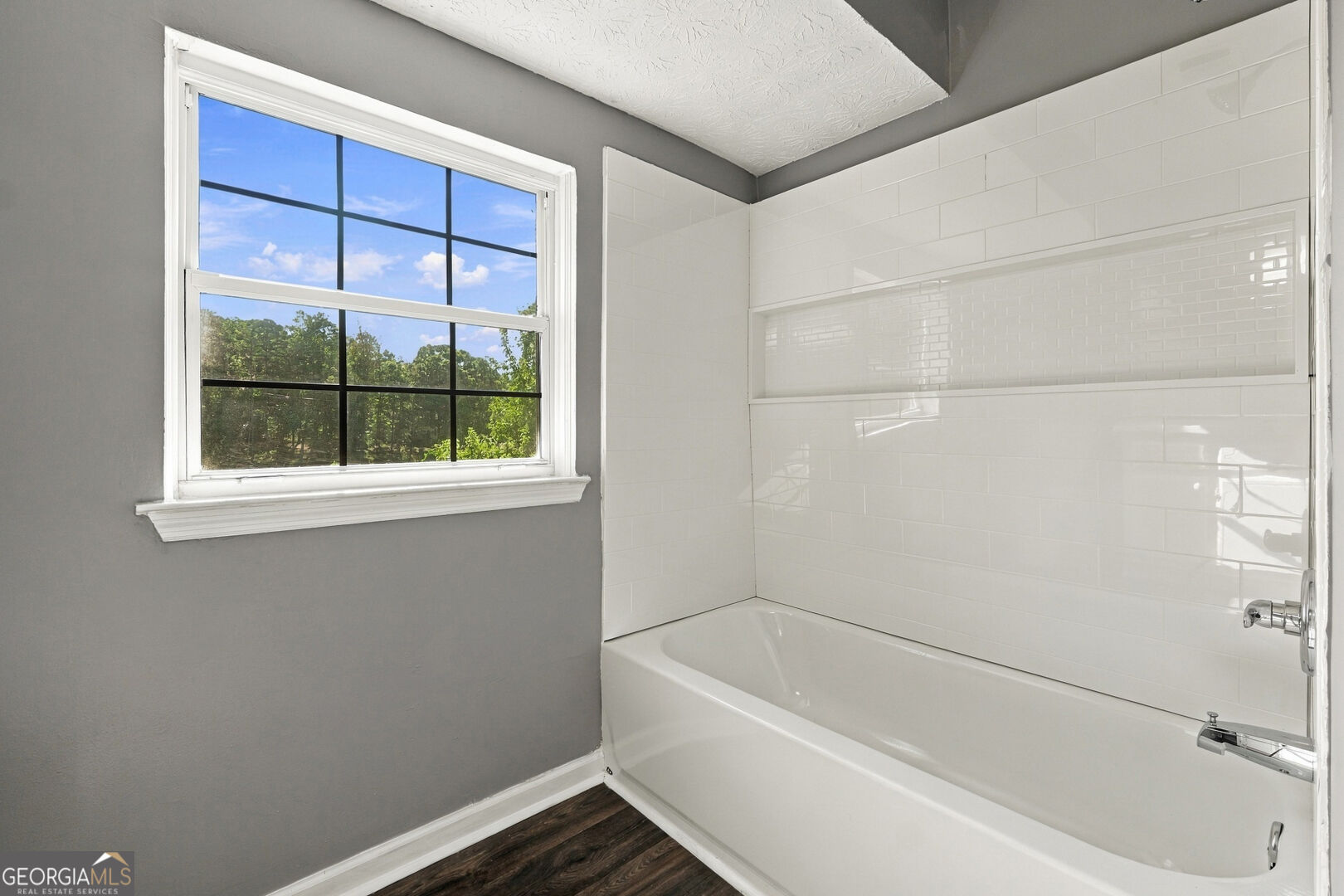5681 Pennybrook Court Property Photo 19