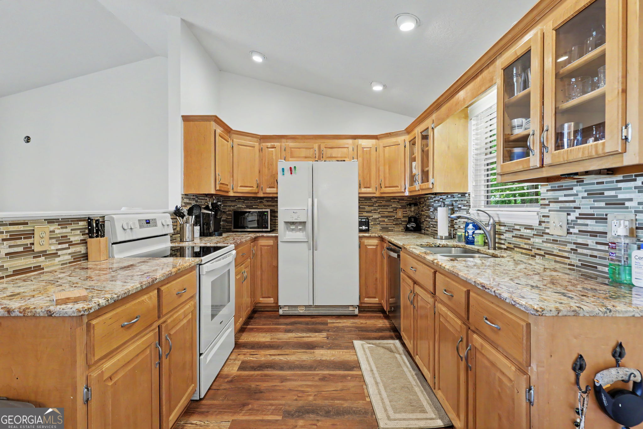 804 Wikle Road Property Photo 8