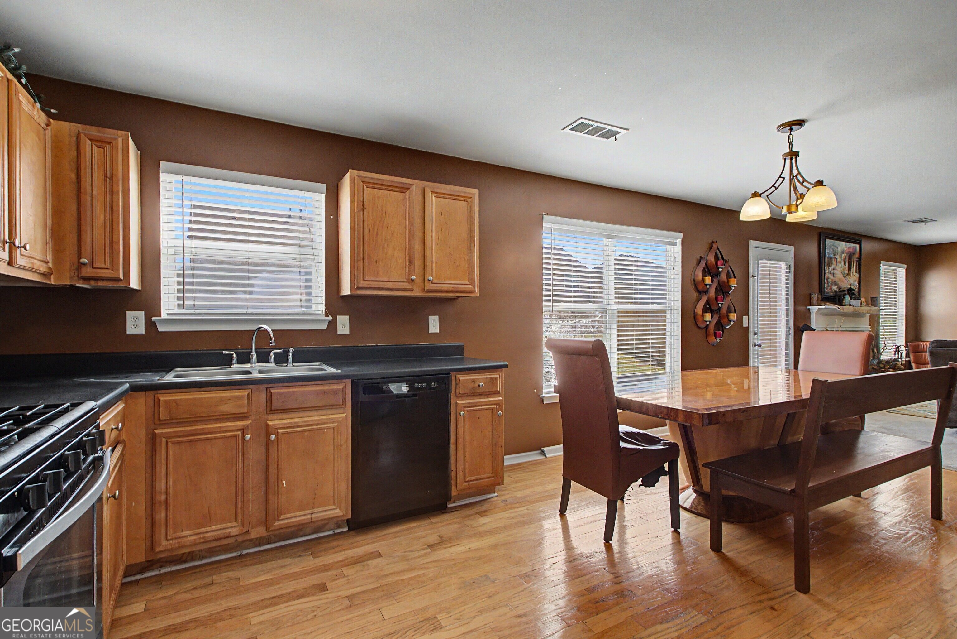 11608 Sarah Loop Property Photo 26