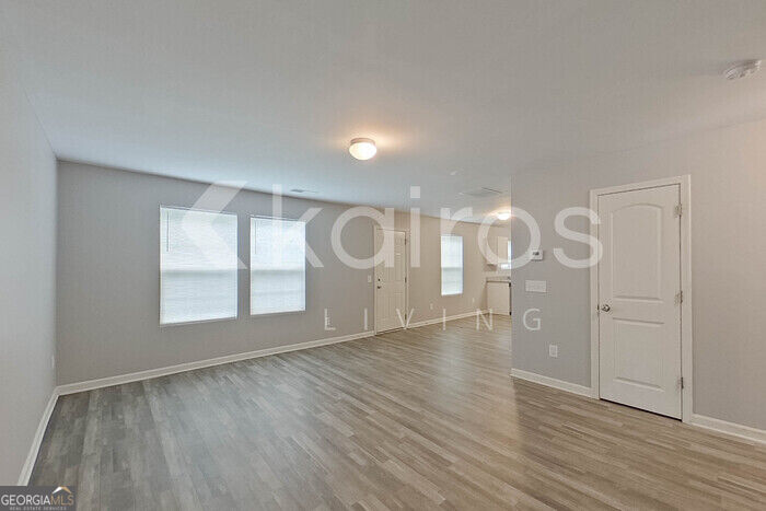 8 Plymouth Court Property Photo 7