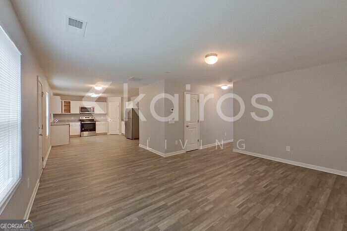 8 Plymouth Court Property Photo 8