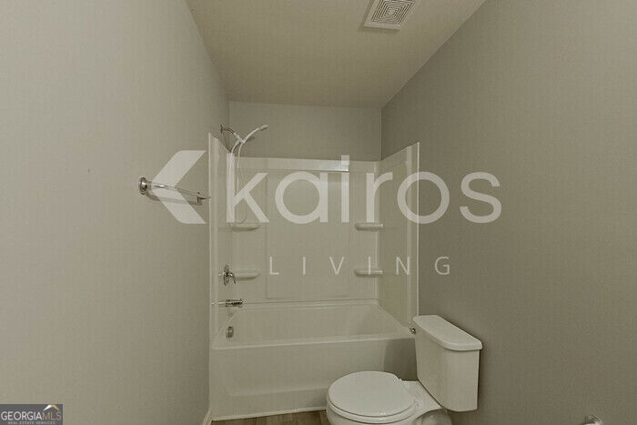 8 Plymouth Court Property Photo 14