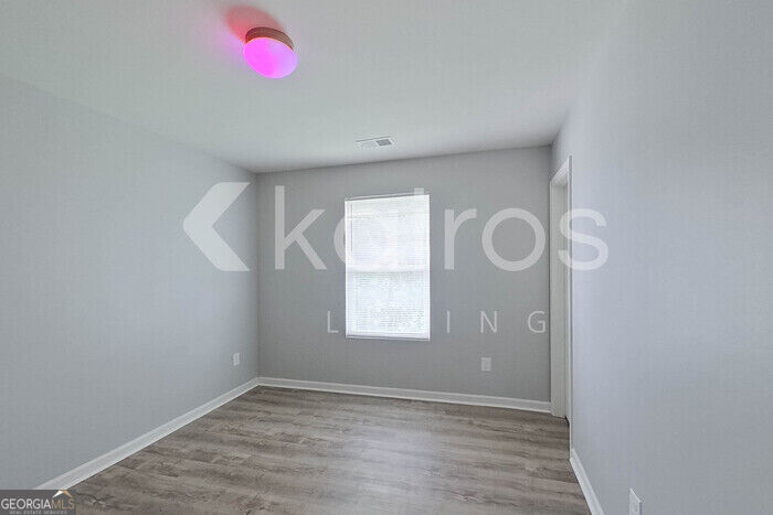 8 Plymouth Court Property Photo 15