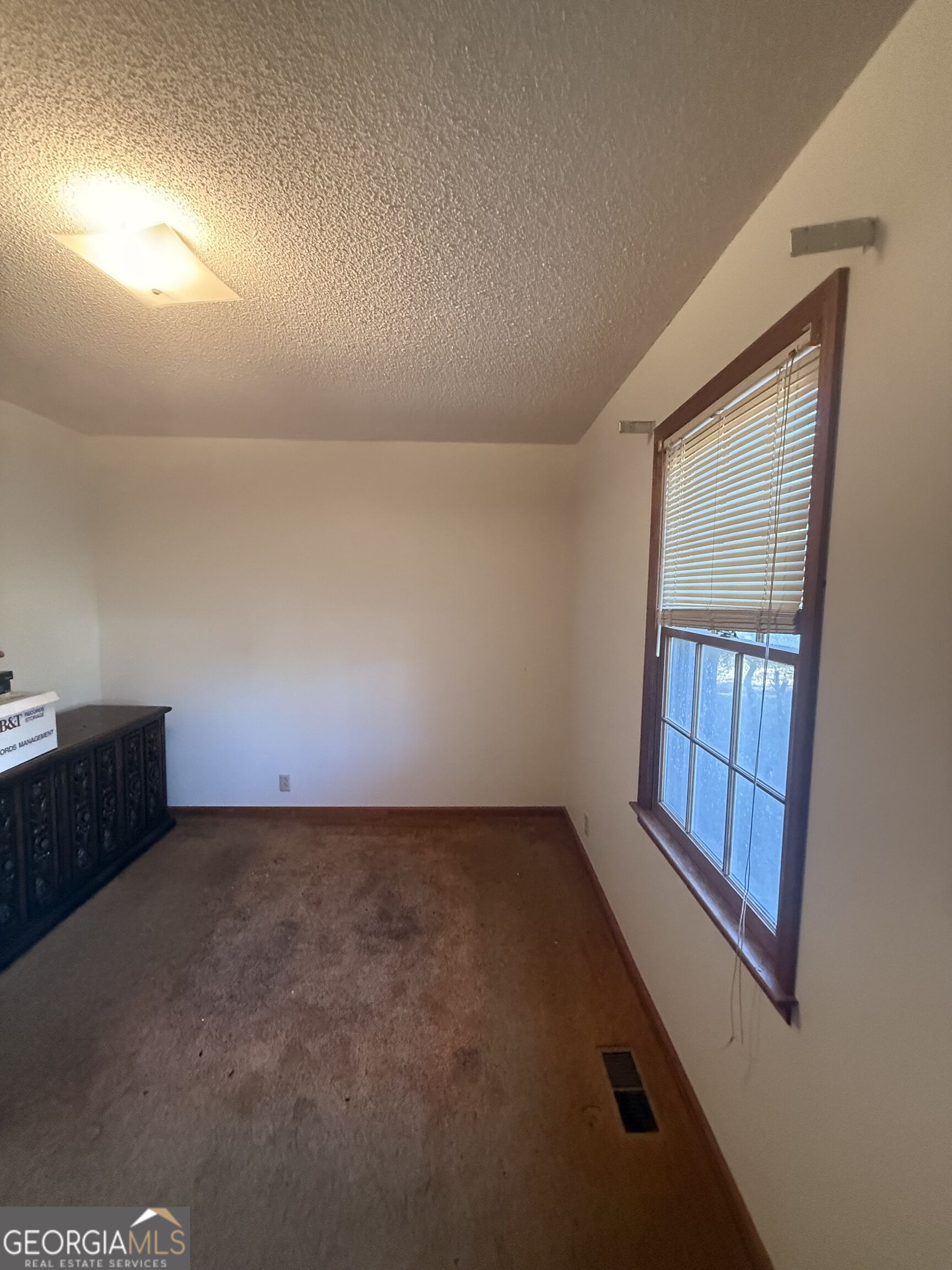 165 Country World Drive Property Photo 3