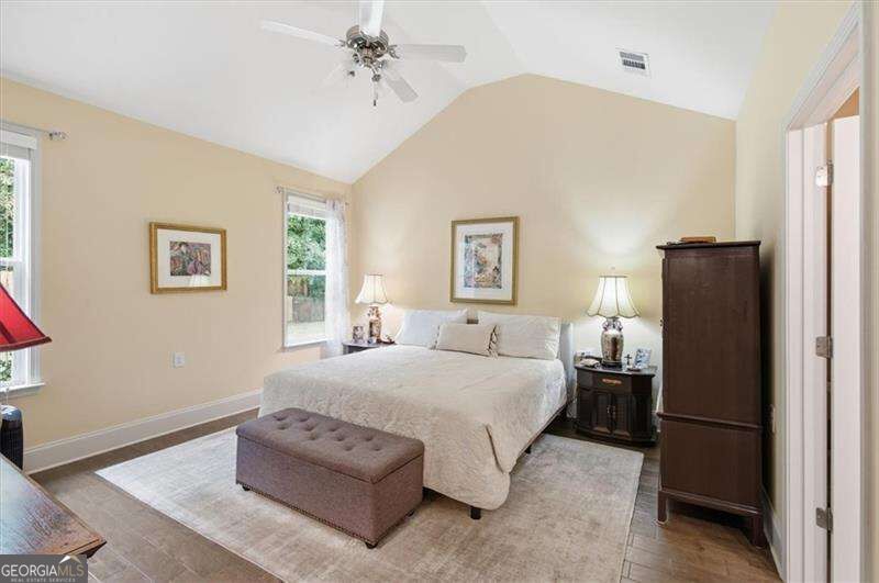 411 Garran Walk Property Photo 14