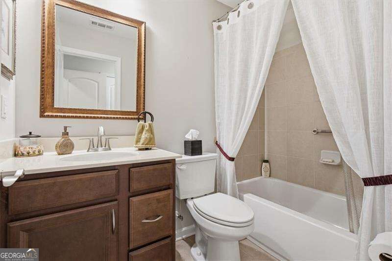 411 Garran Walk Property Photo 21