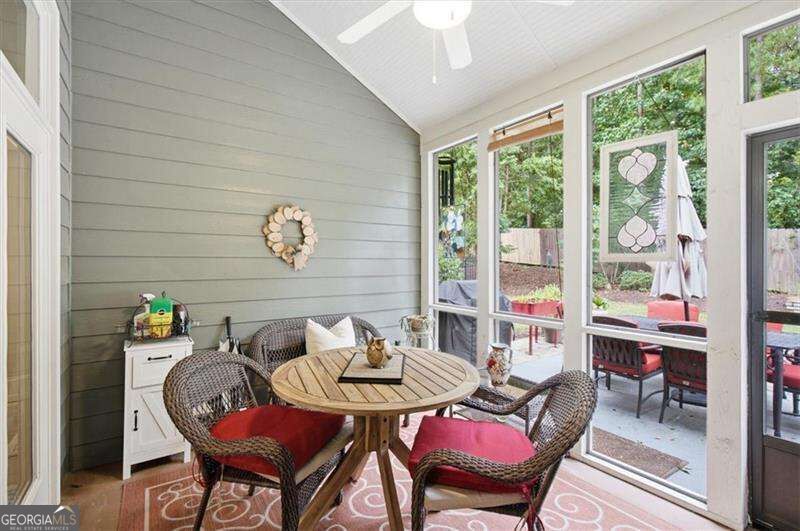 411 Garran Walk Property Photo 25