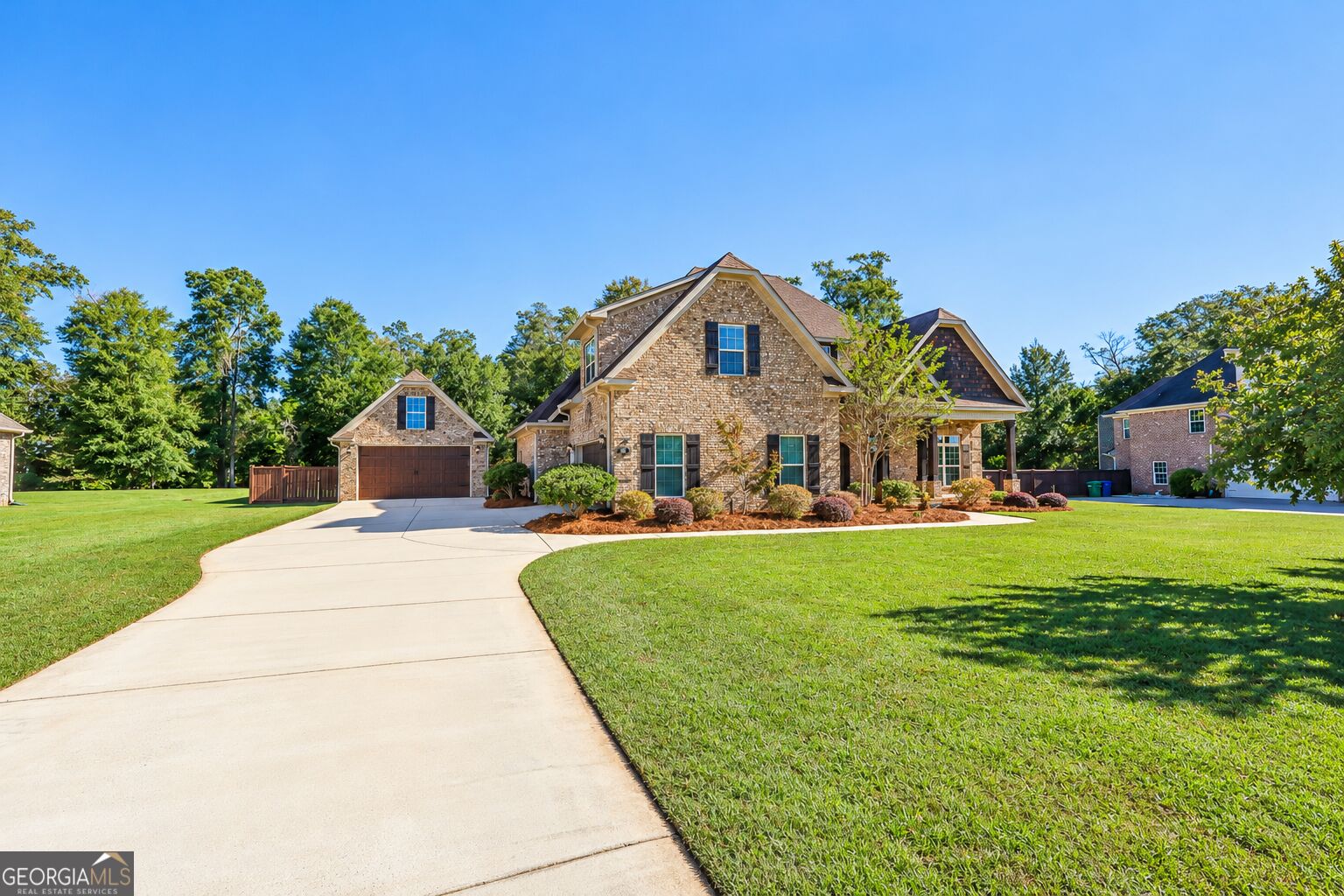 4038 Coosa Drive Property Photo 3