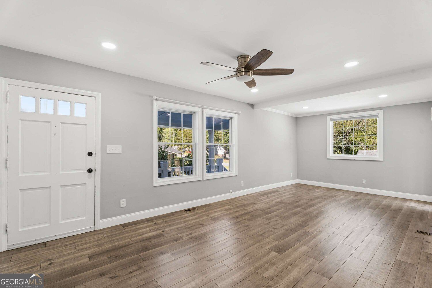 706 Agricola Street Property Photo 4