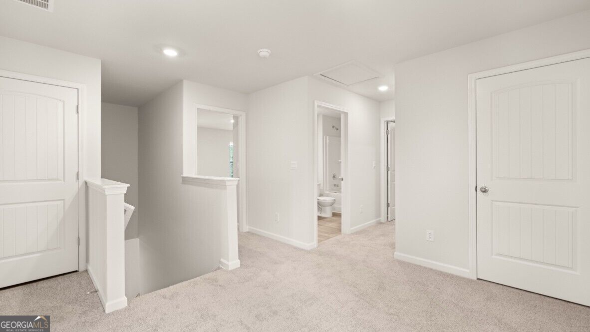 232 Lower Dogwood Court Property Photo 16