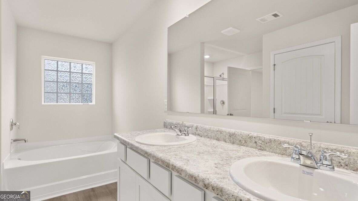 232 Lower Dogwood Court Property Photo 22