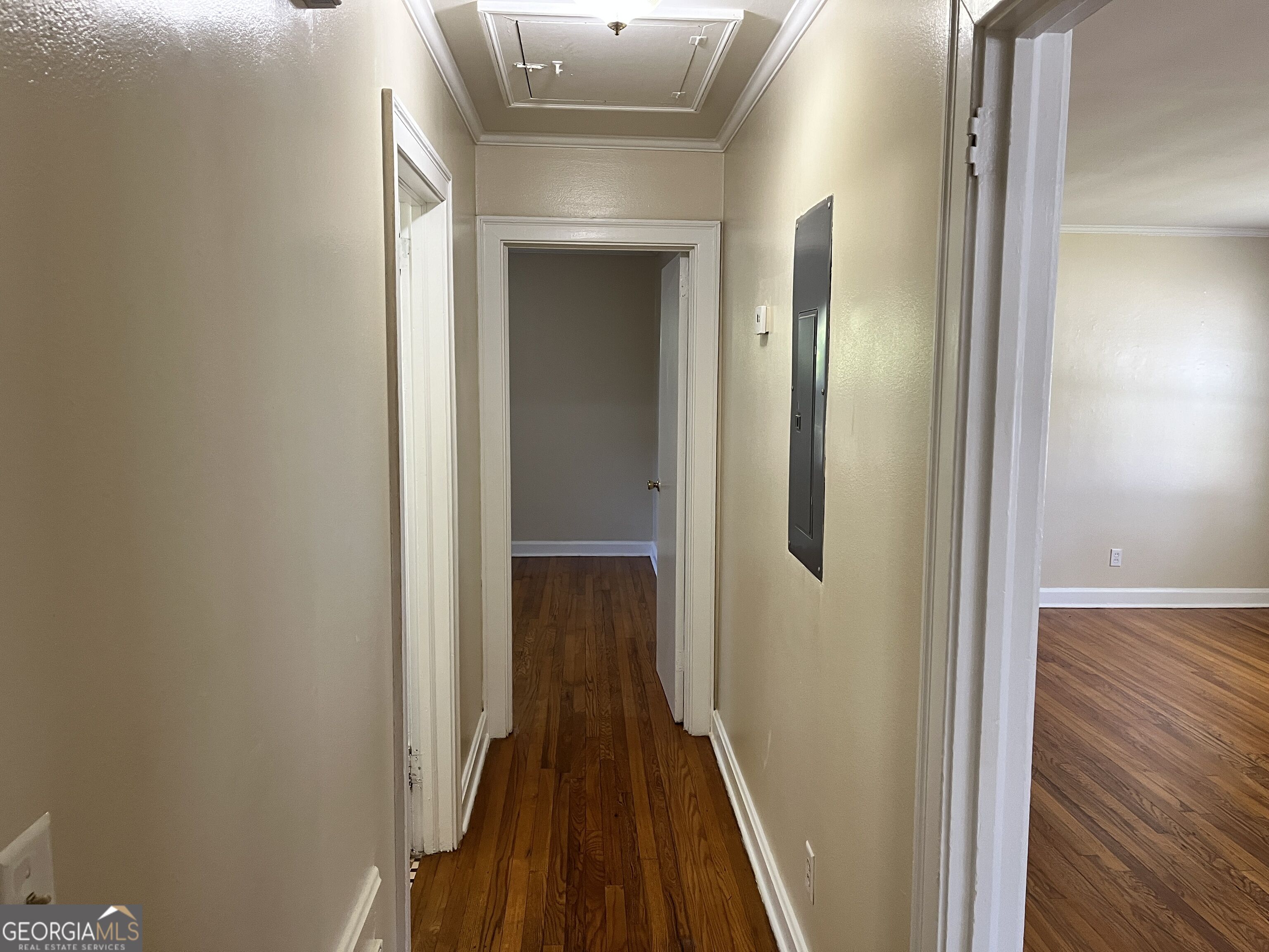16 Ozmore Street Property Photo 20