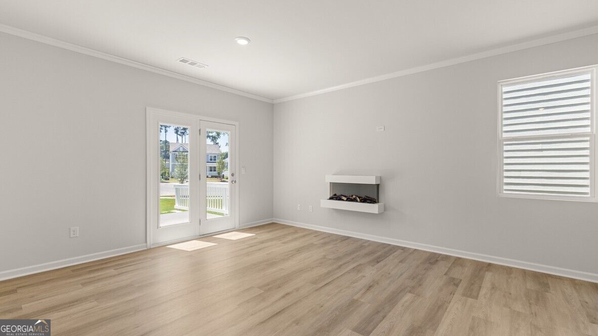 228 Lower Dogwood Court Property Photo 8