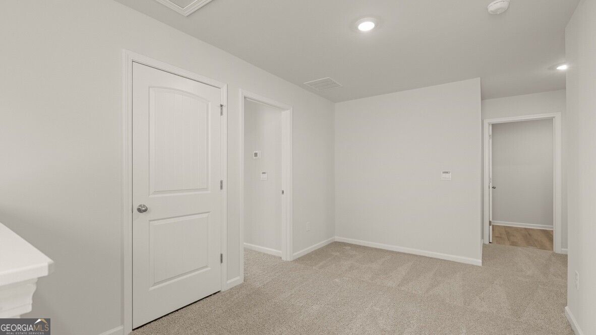 228 Lower Dogwood Court Property Photo 16