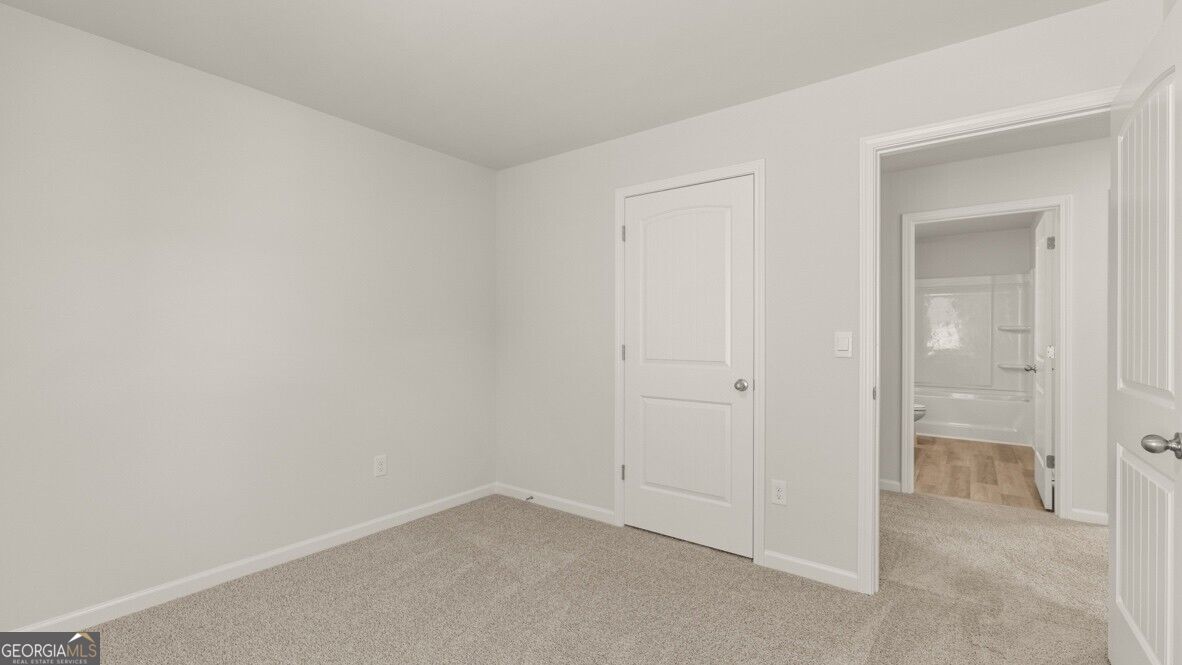 228 Lower Dogwood Court Property Photo 23