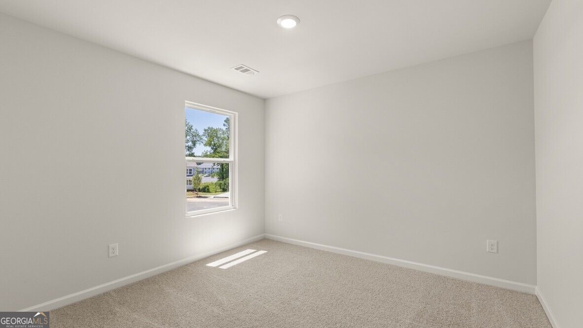 228 Lower Dogwood Court Property Photo 24