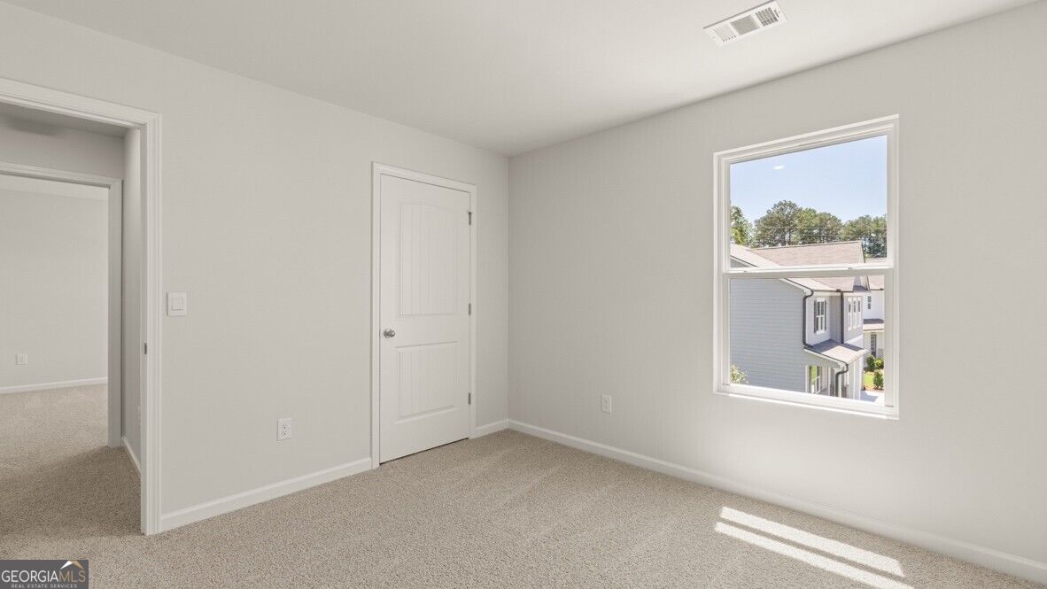 228 Lower Dogwood Court Property Photo 25