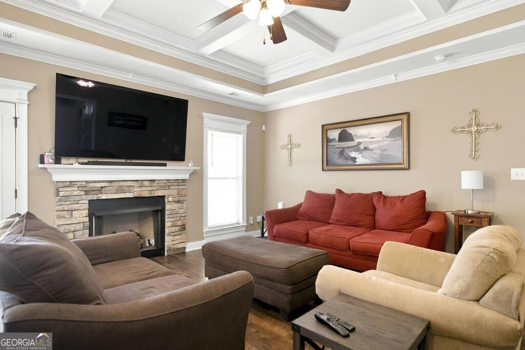 106 Wenlock Circle Property Photo 15